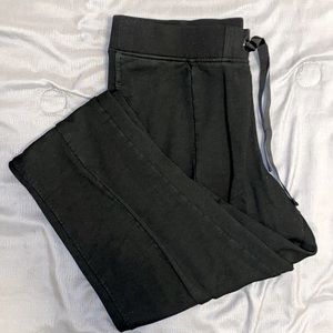 Women’s Victoria Sport Joggers with Pockets.